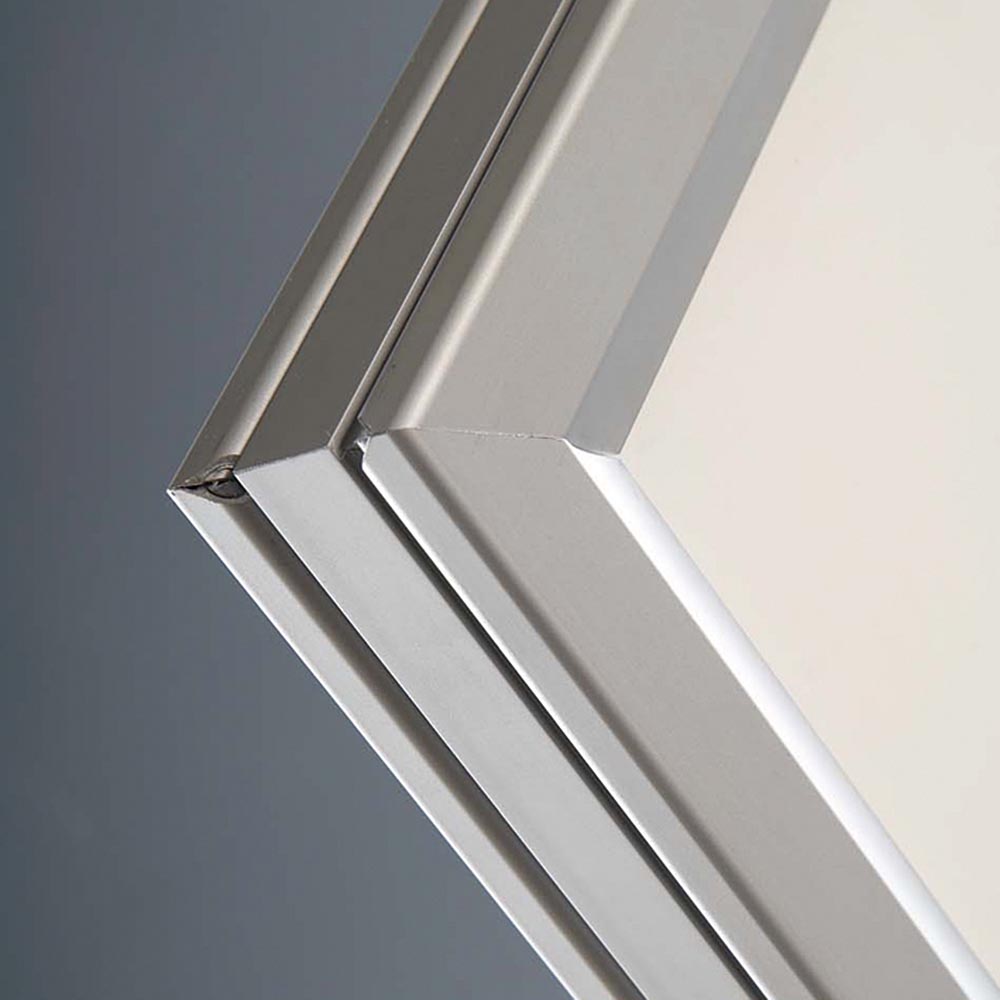 Kundenstopper Wind-Line Lux Silber