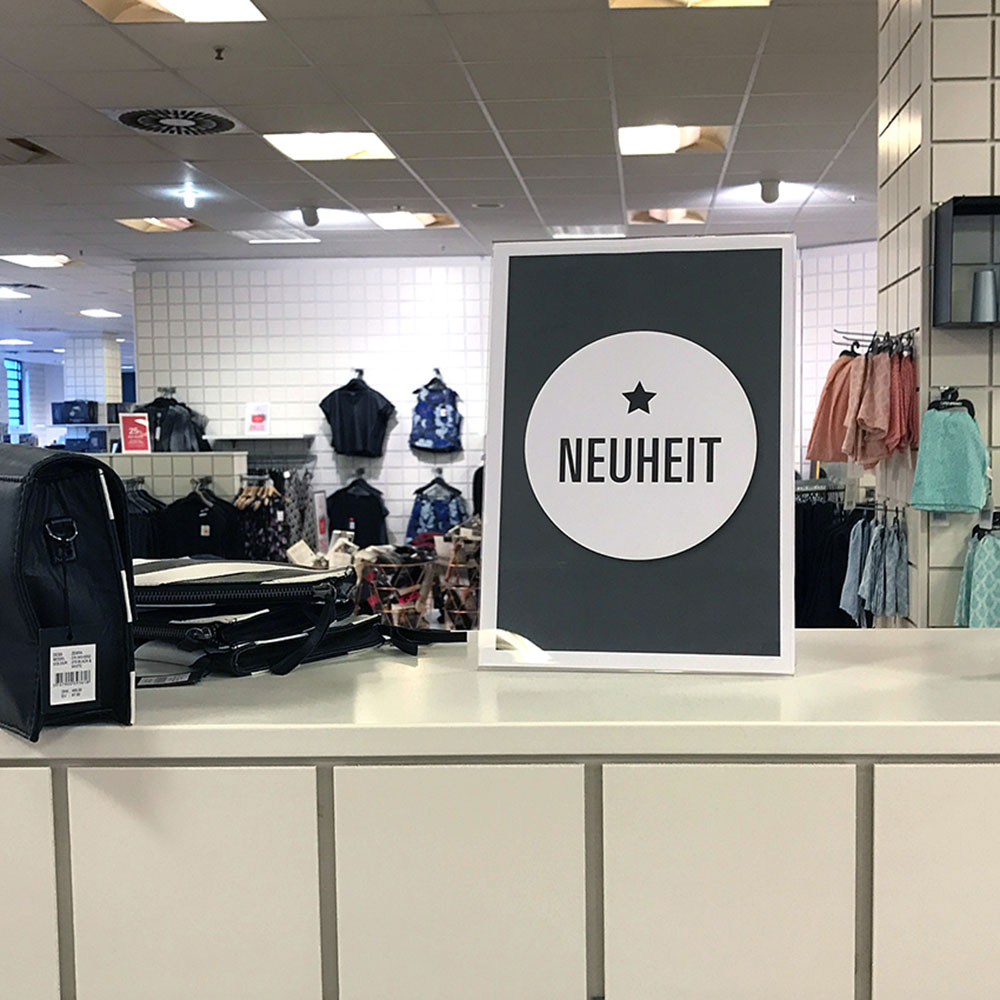 Tischaufsteller L-Förmig Vertikal