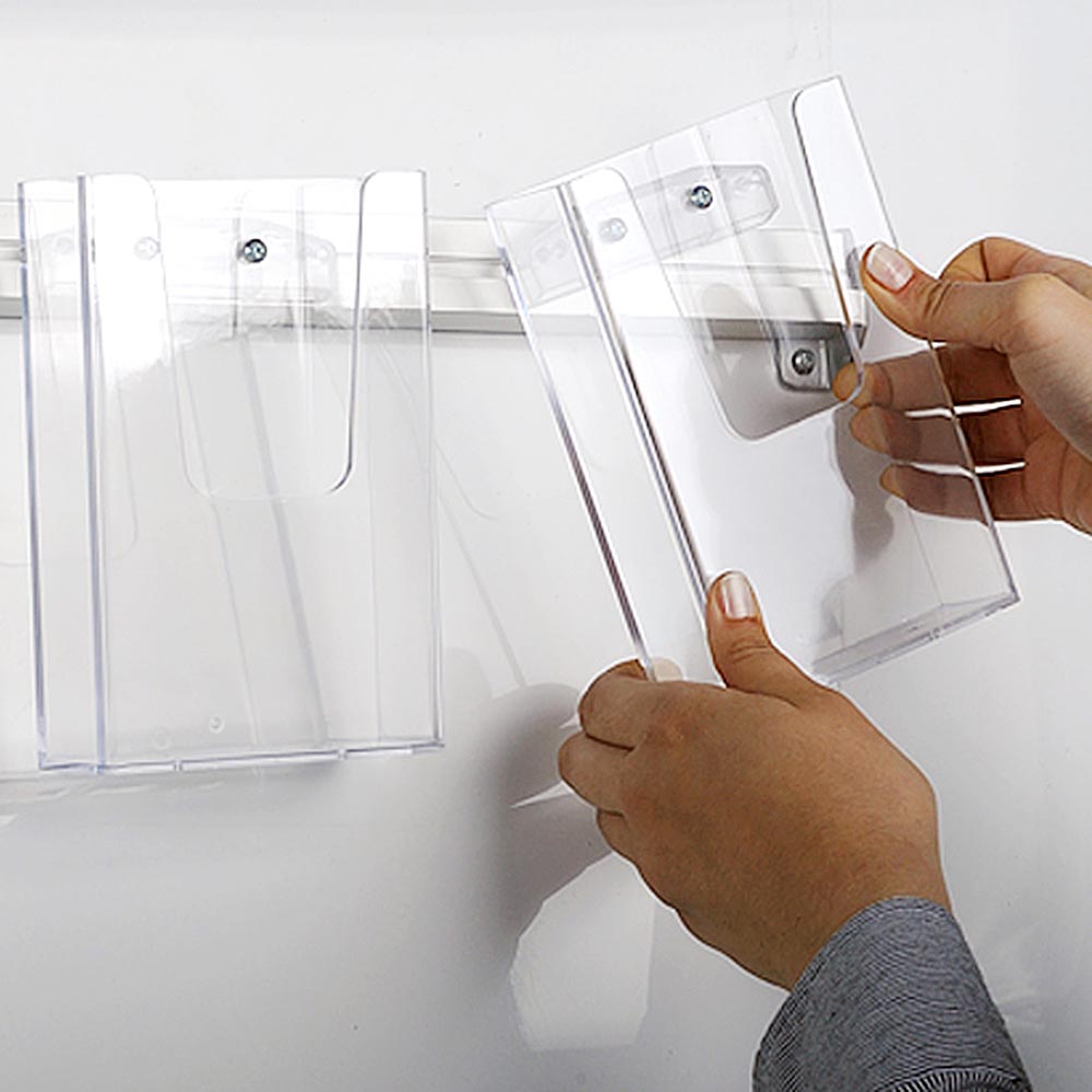 Prospekthalter für Die Wand, Aluminiumschiene, 2 Acryl-Halter für Dokumente