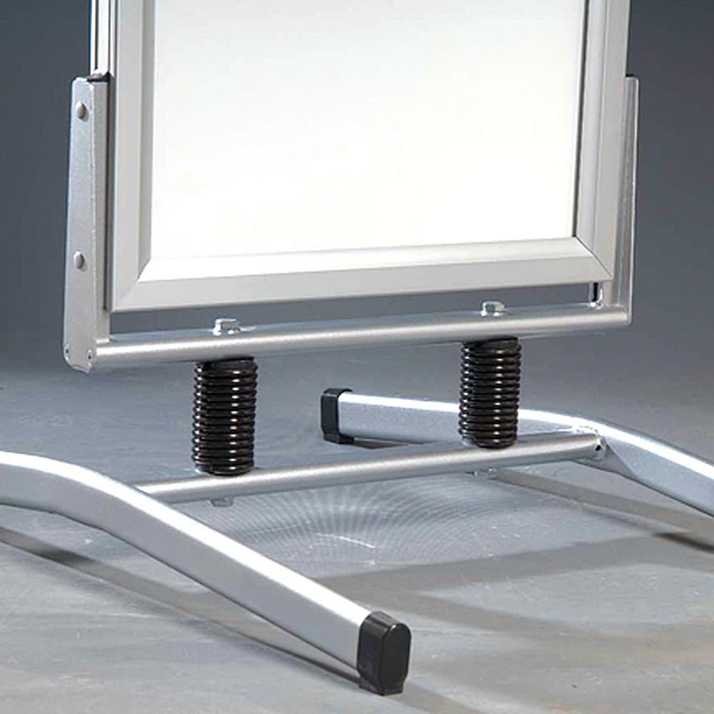 Kundenstopper Wind-Line Lux Silber